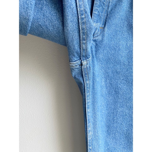 Vintage Lee High Waist Mom Jeans // Mid Blue Wash - Picture 9 of 10